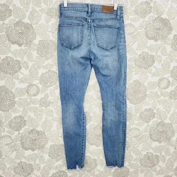 Madewell 9" High rise Skinny Distressed Women's Jeans Raw hem 26 9114 - Picture 2 of 8